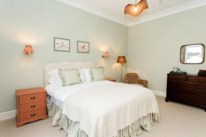 Torr House - Bedroom 3